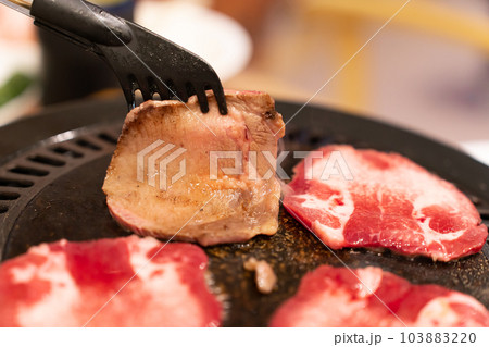 焼き肉　 103883220