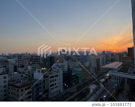 都会の夕焼け 都会の夕焼け 103883772