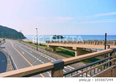 陸橋から見た淤岐之島 103887244