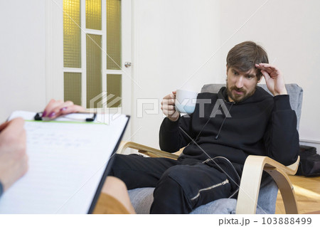 A psychotherapist consults a patient for depression. Mental health 103888499