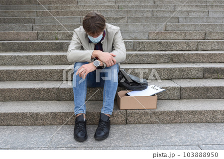 Fired a company employee sitting on the stairs and suffering from severe depression. Fired a company employee sitting on the stairs and suffering from severe depression. 103888950