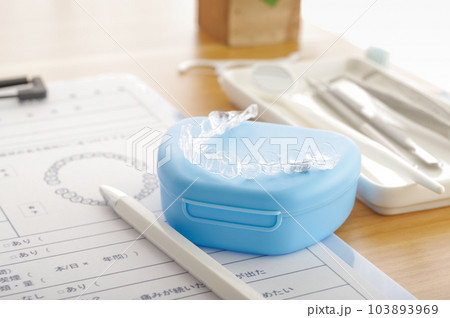 歯科医療で使用するマウスピース 歯科医療で使用するマウスピース 103893969