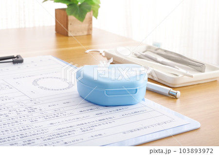 歯科医療で使用するマウスピース 歯科医療で使用するマウスピース 103893972