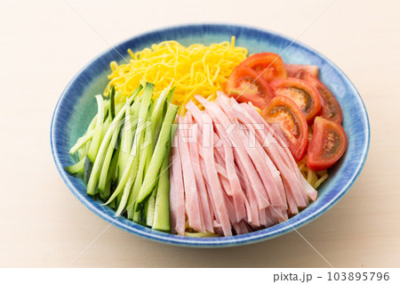冷やし中華 103895796