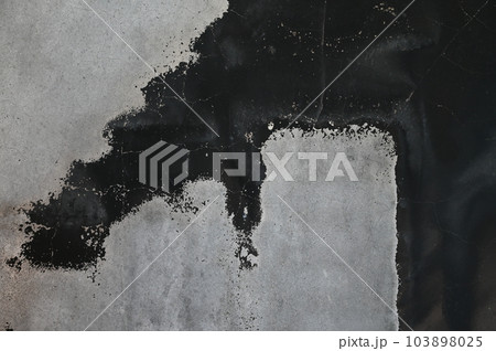 black dirty wall was burn from fire, construction industry black dirty wall was burn from fire, construction industry 103898025