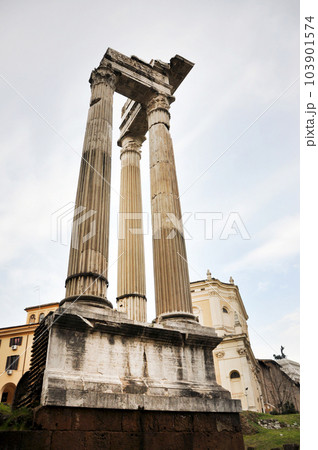 Theatre of Marcellus (Teatro di Marcello). Rome, Italy Theatre of Marcellus (Teatro di Marcello). Rome, Italy 103901574