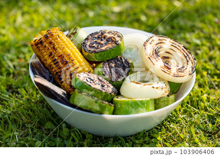 bowl of grilled vegetables 103906406