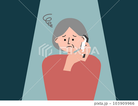 電話を受けて不安な高齢女性のイラスト 103909966