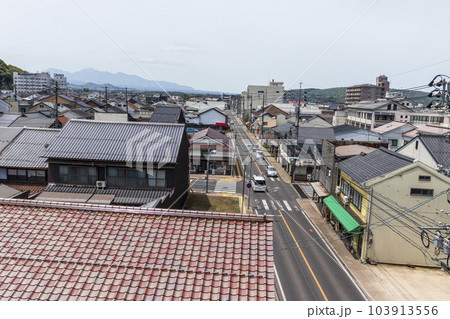 倉吉市の街並み 打吹回廊からの眺め 倉吉市の街並み 打吹回廊からの眺め 103913556