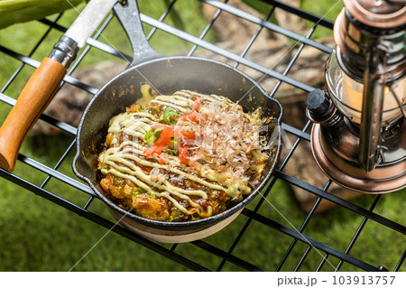 お好み焼き Japanese Traditional Pizza Okonomiyaki お好み焼き Japanese Traditional Pizza Okonomiyaki 103913757