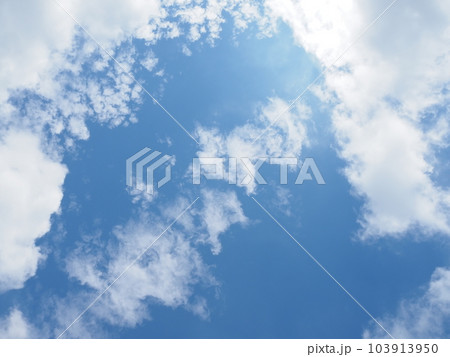 青空と白い雲 青空と白い雲 103913950