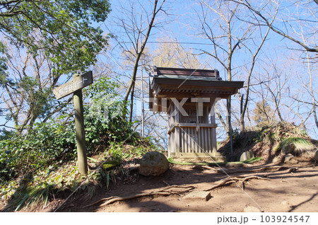 文殊山の奥の院 文殊山の奥の院 103924547