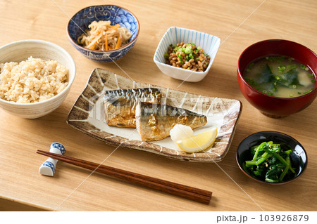 健康的な日本の食事 健康的な日本の食事 103926879