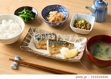 健康的な日本の食事 健康的な日本の食事 103926890