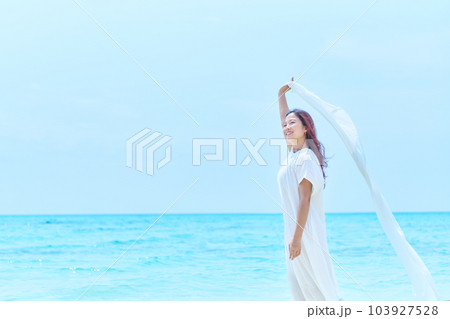 海 人物 海 人物 103927528