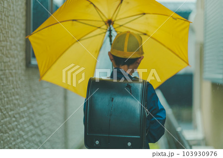 raining raining 103930976