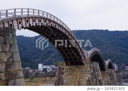 錦帯橋 日本三名橋 木造橋 岩国 山口県 錦帯橋 日本三名橋 木造橋 岩国 山口県 103931303