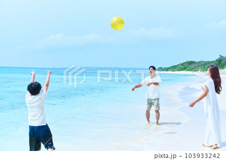 海 人物 子供 海 人物 子供 103933242