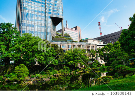 日比谷公園から観る東京ミッドタウン日比谷の風景 103939142