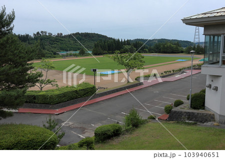 元木山陸上競技場 103940651