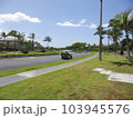 夏休みの南国、リゾートの風景 103945576