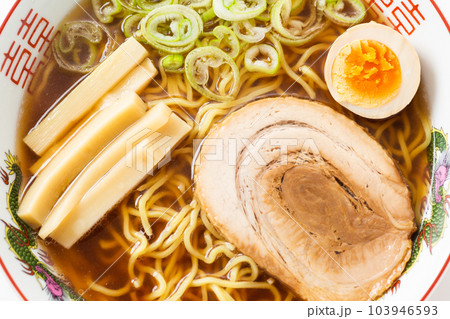 醤油ラーメン 103946593