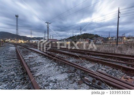 線路 踏切 美祢線 ローカル線 ディーゼルカー 厚狭駅 美祢 線路 踏切 美祢線 ローカル線 ディーゼルカー 厚狭駅 美祢 103953032