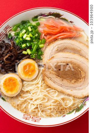 とんこつラーメン 103964980