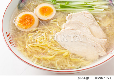 鶏塩ラーメン 103967154