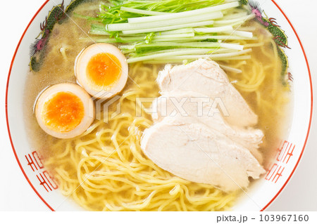 鶏塩ラーメン 103967160