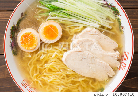 鶏塩ラーメン 鶏塩ラーメン 103967410