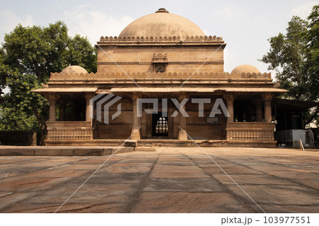 Bai Harir Sultani Mosque, Ahmedabad, Gujarat, India Bai Harir Sultani Mosque, Ahmedabad, Gujarat, India 103977551