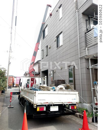 荷物の搬送は勿論!!クレーン作業も熟す… カーゴクレーン車 荷物の搬送は勿論!!クレーン作業も熟す… カーゴクレーン車 103980622