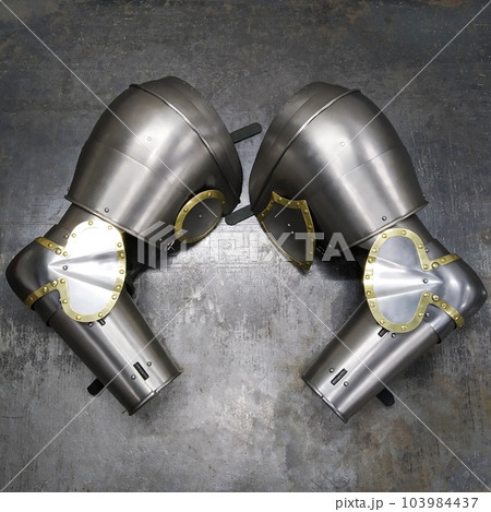 Knight armor, iron hands, metalworking at the forge 103984437