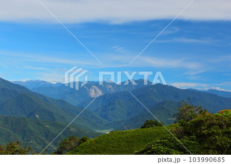 景色 風景 山盛り 103990685