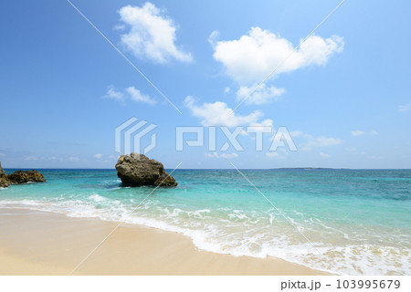 美しい海の風景 美しい海の風景 103995679