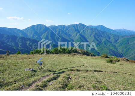 入道ヶ岳の登山道 104000233