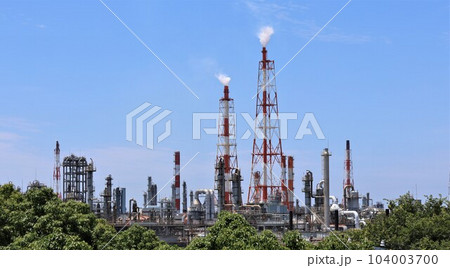 堺泉北臨海工業地帯の化学工場（大阪府高石市） 104003700