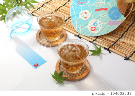 よく冷えた麦茶 よく冷えた麦茶 104008338