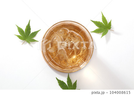 よく冷えた麦茶 104008615