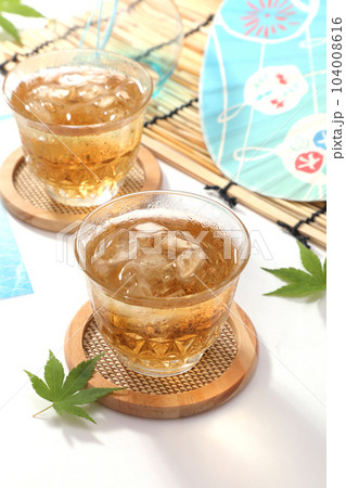 よく冷えた麦茶 104008616