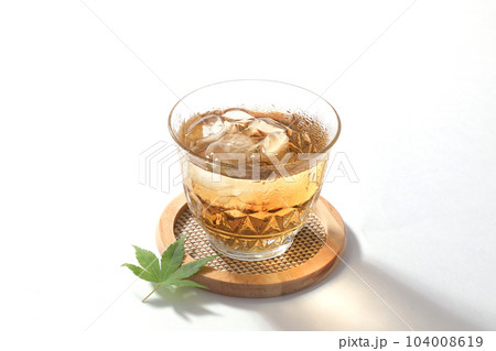 よく冷えた麦茶 104008619