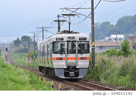 御殿場線 山北ー谷峨 JR東海 313系2300番台 W2編成（静岡）の写真素材