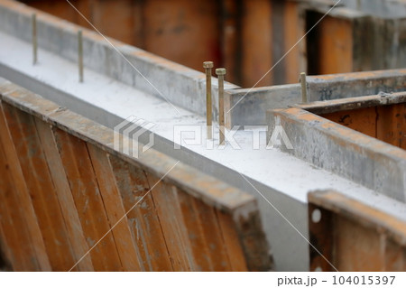 新築住宅の基礎工事　イメージ 104015397