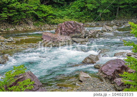 涼し気な風景【下呂市馬瀬・馬瀬川上流】 涼し気な風景【下呂市馬瀬・馬瀬川上流】 104023535