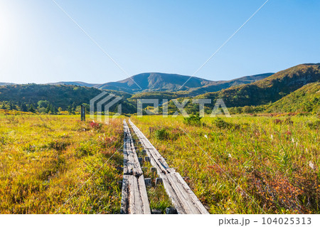 秋の栗駒山登山(産沼コース) 秋の栗駒山登山(産沼コース) 104025313