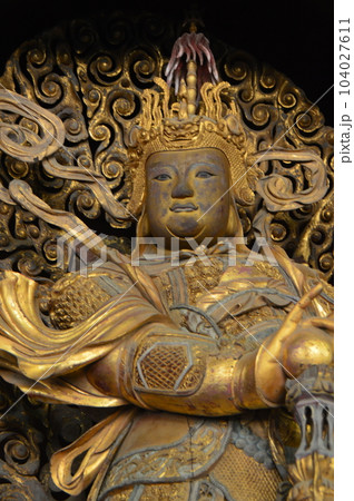 「韋駄天」の像（萬福寺･天王殿／京都府宇治市五ケ庄三番割34） 104027611