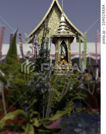 Crowd of people worshiping offering flowers attended a ceremony to worship the city pillar 104029884