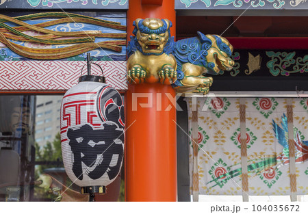 神田明神　隨神門　正面　神田祭　提灯 104035672