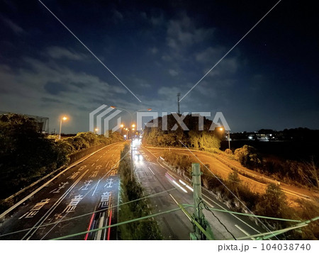 上野さいたま線から見下ろした西大宮バイパス 上野さいたま線から見下ろした西大宮バイパス 104038740